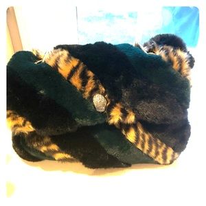 Kurt Geiger Shoulder Bag